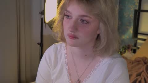 Ellie online show from March 20, 2026, 5:23 am