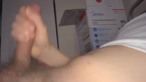 eliexavier123456789 online show from December 16, 2024, 8:26 pm