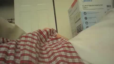 eliexavier123456789 online show from January 1, 2025, 6:27 pm