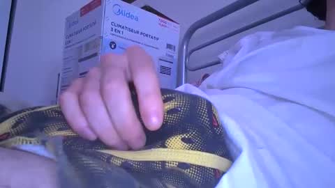 eliexavier123456789 online show from February 2, 2025, 6:42 pm