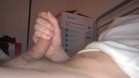 eliexavier123456789 online show from February 12, 2025, 5:37 am