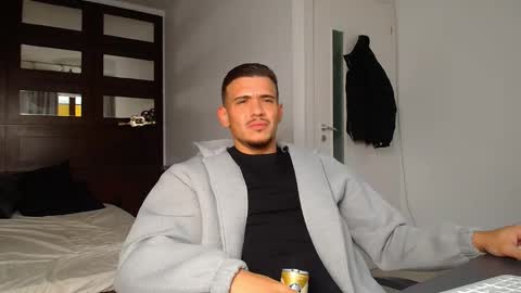 Snapshot of elijahthorne chatting on February 2, 2026, 6:23 am ElijahThorne online show from February 2, 2026, 6:23 am