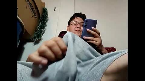 elimposstor online show from December 31, 2024, 12:46 pm