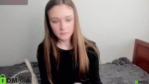 Snapshot of elina_x chatting on May 14, 2026, 1:18 pm elina_x online show from May 14, 2026, 1:18 pm