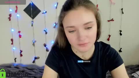 Snapshot of elina_x chatting on June 8, 2026, 2:50 pm elina_x online show from June 8, 2026, 2:50 pm