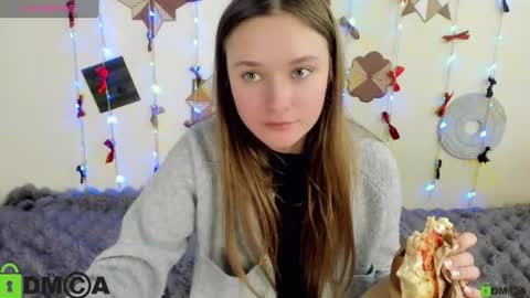 Snapshot of elina_x chatting on June 16, 2026, 1:14 pm elina_x online show from June 16, 2026, 1:14 pm