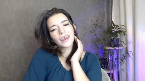Elina online show from October 4, 2025, 11:25 pm