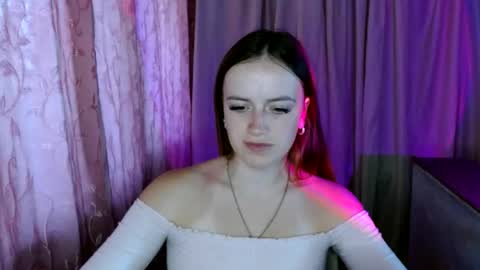 ElinaStar online show from July 9, 2026, 7:01 am