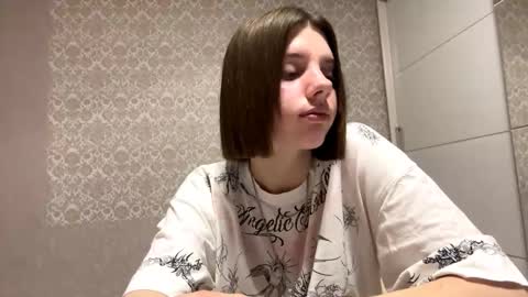 Elisa online show from October 18, 2025, 10:10 pm