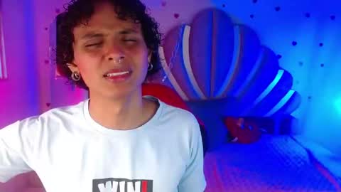 elio_fox online show from April 5, 2026, 11:51 am