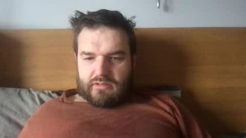 e26 online show from February 7, 2025, 11:01 am