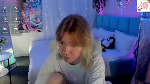 Snapshot of elira_vane chatting on June 29, 2026, 2:51 am Elira Vane online show from June 29, 2026, 2:51 am