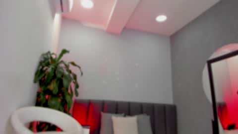 Elisa online show from December 29, 2024, 1:13 am