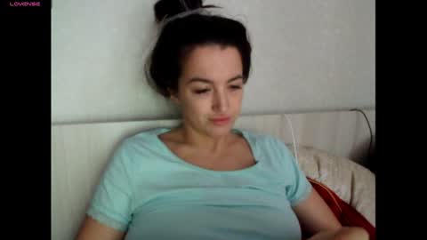 elisa_dove208 online show from November 1, 2025, 5:53 am