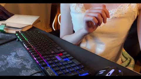 Snapshot of elisa_north chatting on January 29, 2025, 5:24 pm Elisa North online show from January 29, 2025, 5:24 pm