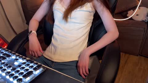 Snapshot of elisa_north chatting on March 3, 2025, 2:58 am Elisa North online show from March 3, 2025, 2:58 am