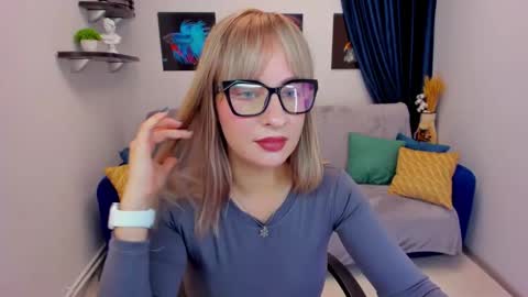 Snapshot of elisabethmills chatting on January 27, 2025, 3:50 pm Elisabeth online show from January 27, 2025, 3:50 pm