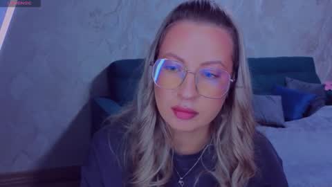 Snapshot of elisabethmills chatting on September 16, 2025, 7:15 pm Elisabeth online show from September 16, 2025, 7:15 pm