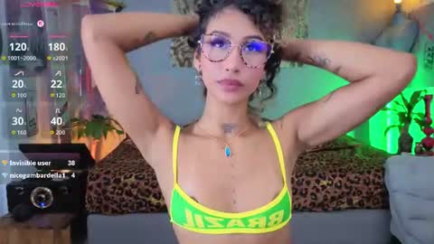 Elissecinnamon online show from July 30, 2026, 2:21 am