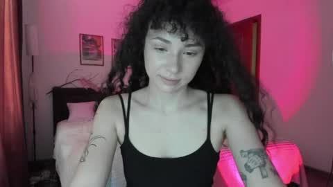 Eliss online show from July 29, 2026, 4:43 am