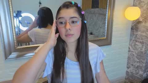 Snapshot of elisvega chatting on February 26, 2026, 7:35 pm elisvega online show from February 26, 2026, 7:35 pm