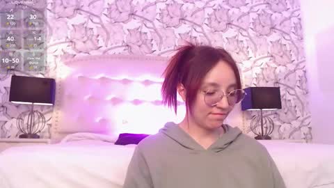 Eliza online show from September 13, 2025, 8:41 pm