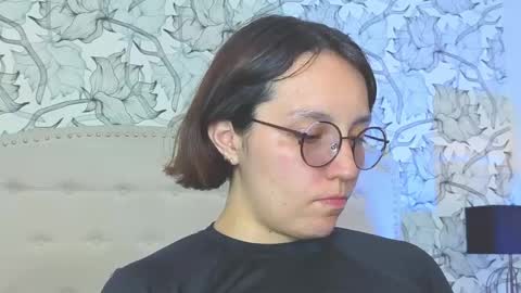 Eliza online show from April 16, 2026, 7:58 pm