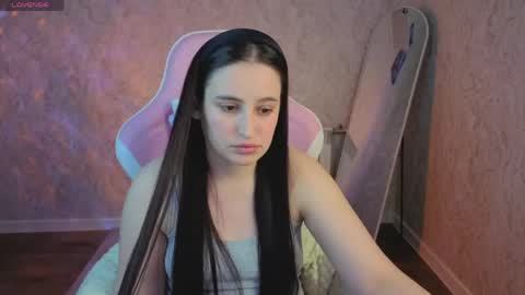 Snapshot of elizabet_collins chatting on April 28, 2026, 8:52 am Elizabet online show from April 28, 2026, 8:52 am