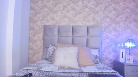 Elizabeth online show from January 27, 2025, 9:11 pm