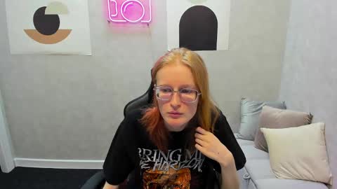 Snapshot of elizabeth_harpper chatting on January 8, 2025, 1:32 am Elizabeth online show from January 8, 2025, 1:32 am