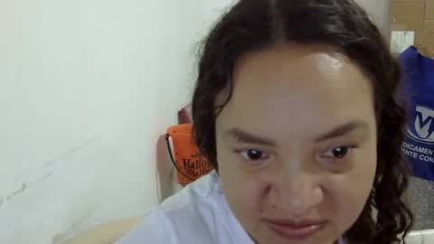 Elizabeth Martinez  online show from May 4, 2026, 3:19 pm