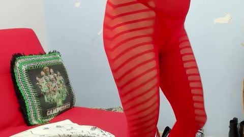 Elizabeth Mathure online show from November 13, 2025, 8:35 am