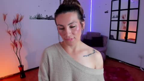 Elizabeth online show from April 9, 2026, 9:53 pm