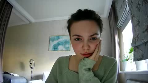 elizabeth_xi online show from October 1, 2025, 7:36 am