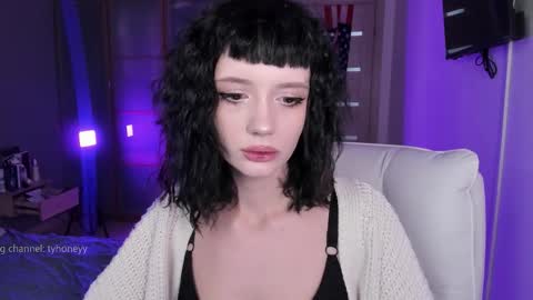 Snapshot of elizabethbritanny chatting on February 14, 2026, 8:49 pm Adele online show from February 14, 2026, 8:49 pm