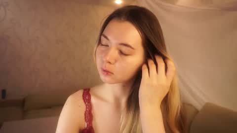 Elizabeth online show from October 21, 2025, 6:41 pm