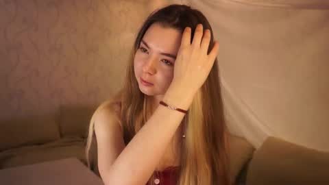 Elizabeth online show from October 24, 2025, 4:47 pm