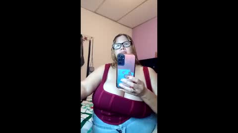 Elizabeth online show from March 26, 2026, 10:59 pm