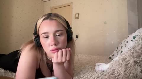 Alice online show from November 26, 2025, 8:15 am