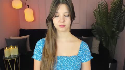 Snapshot of elizamild chatting on December 6, 2024, 11:44 am Eliza online show from December 6, 2024, 11:44 am