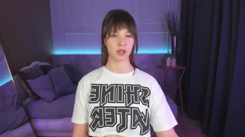 Snapshot of elizamild chatting on February 23, 2025, 5:50 pm Eliza online show from February 23, 2025, 5:50 pm