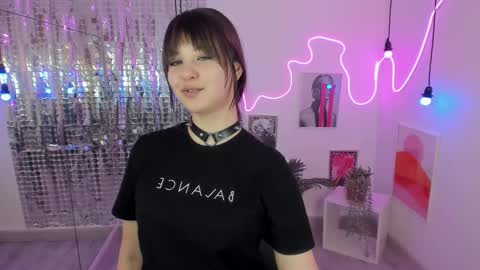 Snapshot of elizamild chatting on March 2, 2025, 4:42 pm Eliza online show from March 2, 2025, 4:42 pm