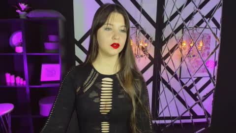 Snapshot of elizamild chatting on November 13, 2025, 2:16 pm Eliza online show from November 13, 2025, 2:16 pm