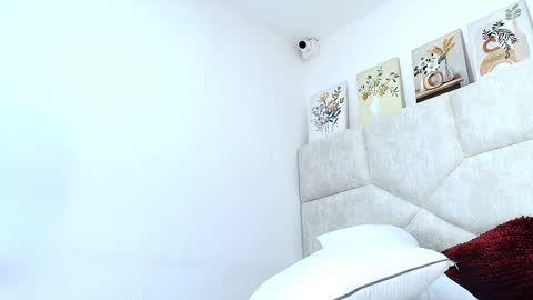 Snapshot of elizawiliamst chatting on November 15, 2025, 11:29 am Eliza online show from November 15, 2025, 11:29 am