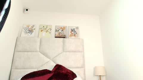 Snapshot of elizawiliamst chatting on November 17, 2025, 11:27 am Eliza online show from November 17, 2025, 11:27 am