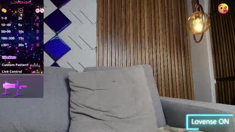 Snapshot of elizbeth_777 chatting on February 24, 2025, 10:25 pm elizbeth_777 online show from February 24, 2025, 10:25 pm
