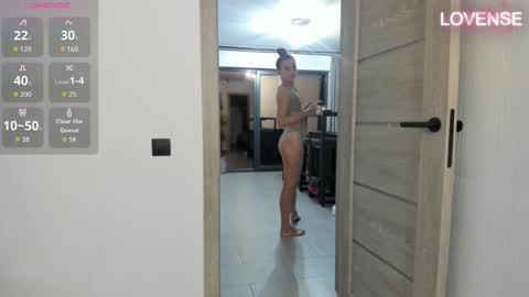 Eliz                               online show from September 24, 2025, 6:00 pm