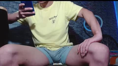 Snapshot of eljeorge_hott chatting on December 4, 2024, 1:14 am JORGE BENITEZ online show from December 4, 2024, 1:14 am