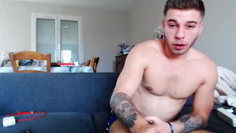 elkafit28 online show from March 7, 2026, 9:50 am