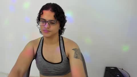 Diana online show from October 8, 2025, 7:00 pm